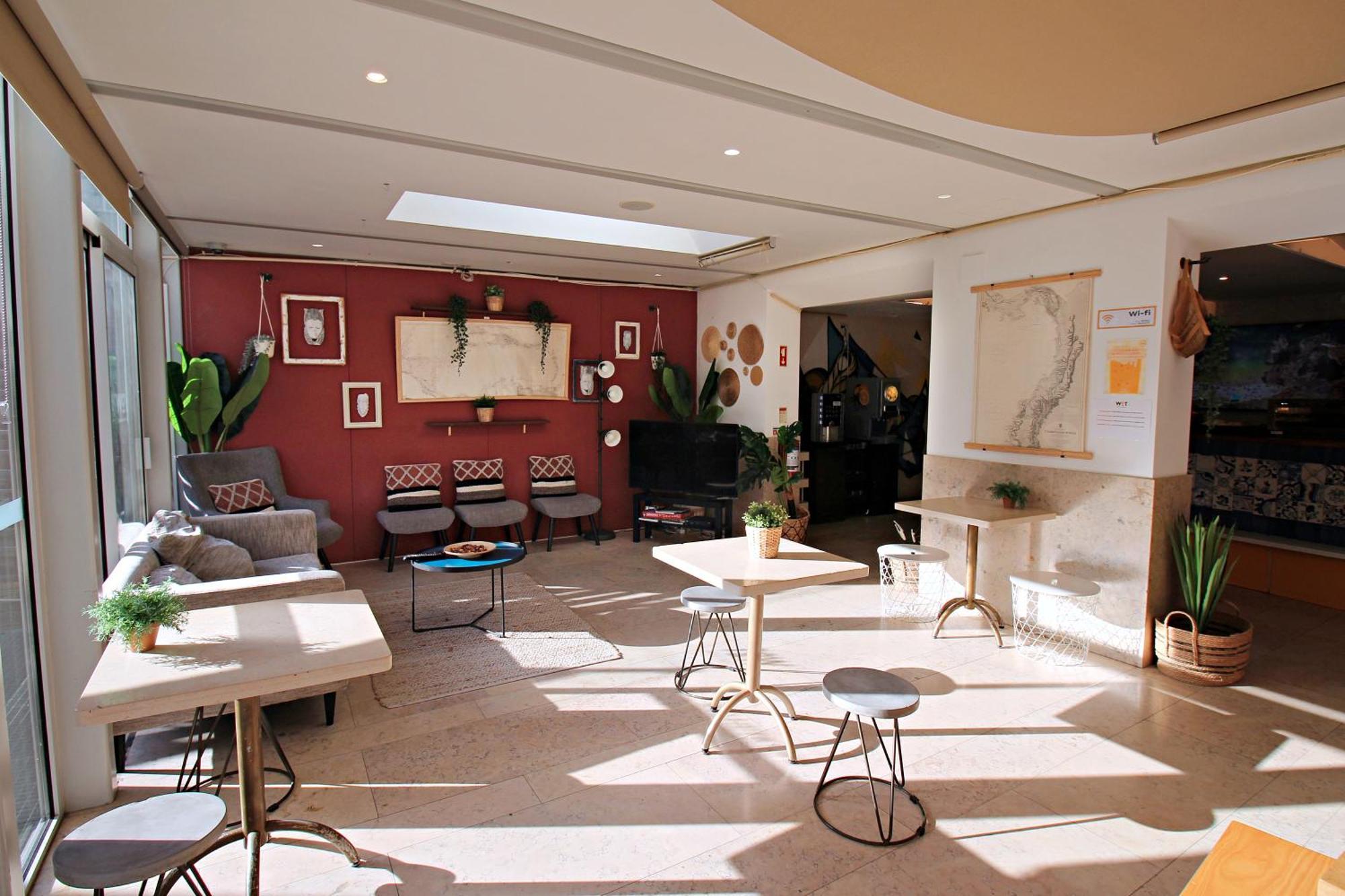 Wot Lisbon Nomad Hostel Εξωτερικό φωτογραφία